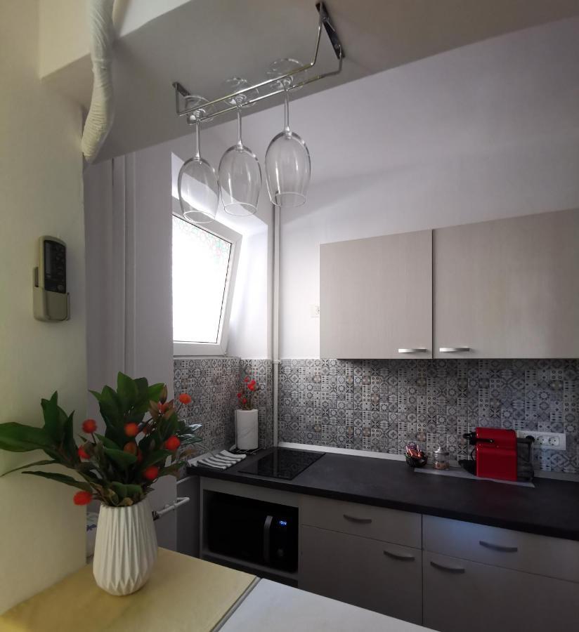 Apartamento Sunset Bucarest Exterior foto