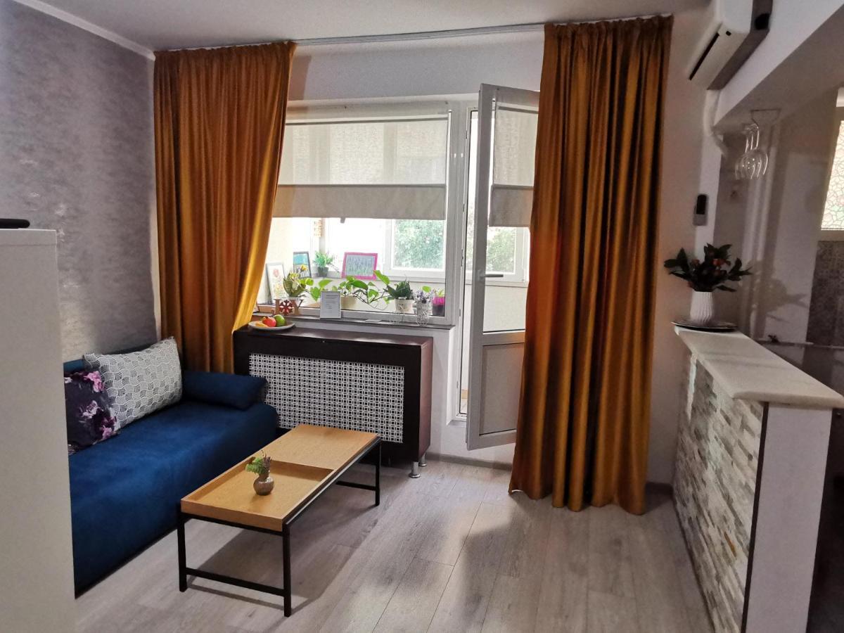 Apartamento Sunset Bucarest Exterior foto